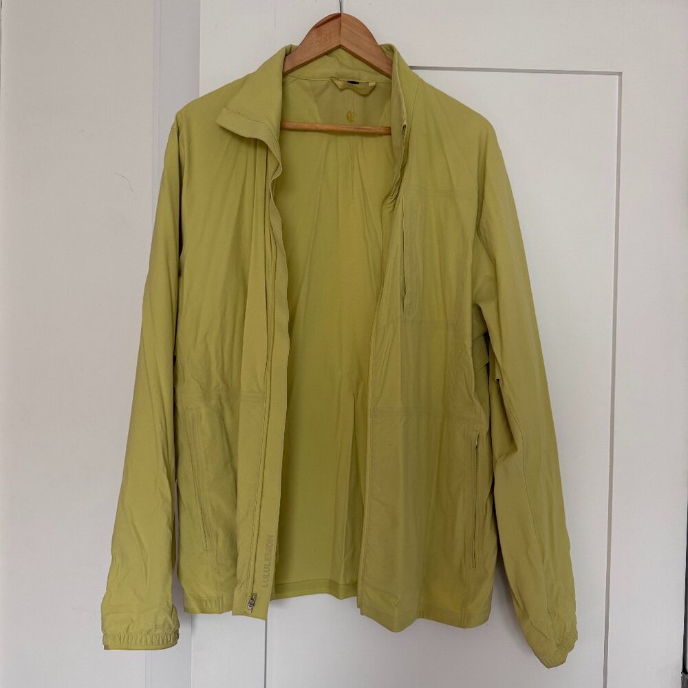Lululemon Men’s Lightweight Zip-Up Jacket – Chartreuse, Size L